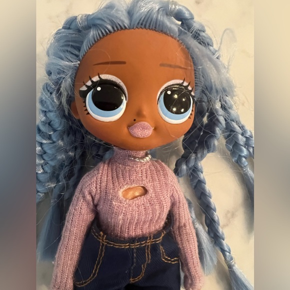 LOL Surprise OMG Winter Disco Snowlicious Fashion Doll 2019 - Picture 3 of 4